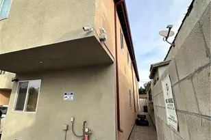 1737 W 37th St, Los Angeles, CA 90018 - Photo 5