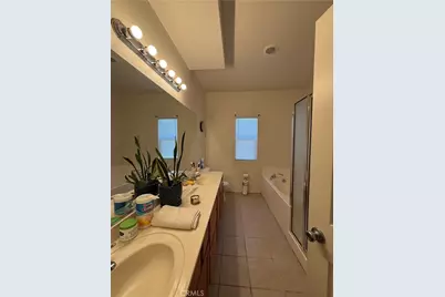 14930 Coalinga, Victorville, CA 92392 - Photo 5