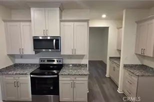 7615 Cranberry Wy, Bakersfield, CA 93313 - Photo 7