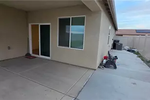 7615 Cranberry Wy, Bakersfield, CA 93313 - Photo 21