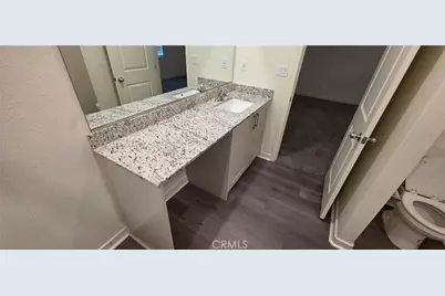 7615 Cranberry Way, Bakersfield, CA 93313 - Photo 13