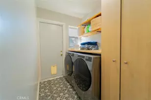 223 S Emerald St, Anaheim, CA 92804 - Photo 17