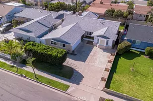 223 S Emerald St, Anaheim, CA 92804 - Photo 41