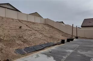 16811 Desert Star, Victorville, CA 92394 - Photo 43