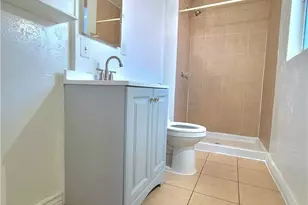 43733 Adler Ave, Lancaster, CA 93534 - Photo 3