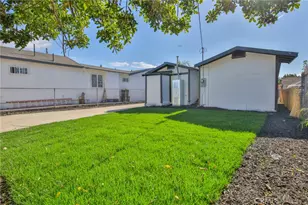 1335 W 68th, Los Angeles, CA 90044 - Photo 29