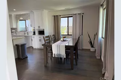 1121 Eucalyptus Ln, Pasadena, CA 91103 - Photo 7