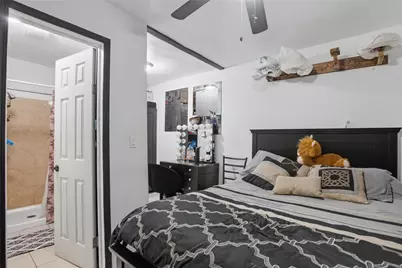 9318 Hooper Ave, Los Angeles, CA 90002 - Photo 9