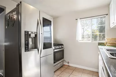 650 S Indiana St, Los Angeles, CA 90023 - Photo 21