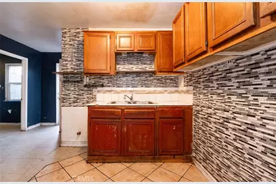 112 E Caldwell, Compton, CA 90220 - Photo 23