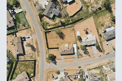 22267 Gayhead, Apple Valley, CA 92307 - Photo 5