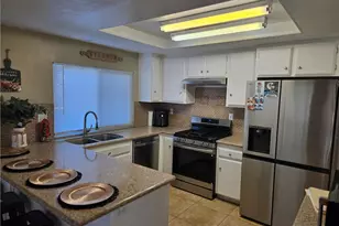 11558 Hemlock, Hesperia, CA 92345 - Photo 7