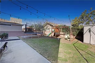 415 Magnolia, Inglewood, CA 90301 - Photo 35