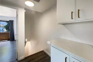 14735 Victory, Van Nuys, CA 91411 - Photo 13