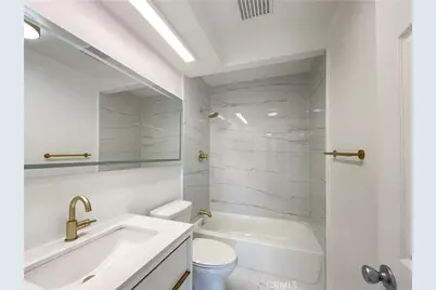 14735 Victory, Van Nuys, CA 91411 - Photo 15