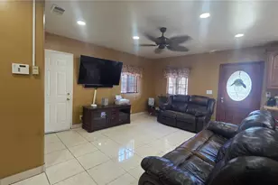 20709 Alburtis, Lakewood, CA 90715 - Photo 9