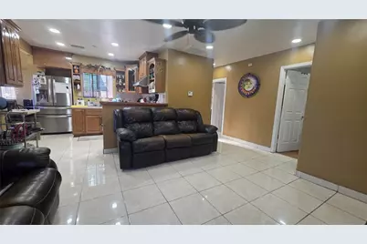 20709 Alburtis, Lakewood, CA 90715 - Photo 1