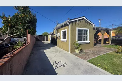 20709 Alburtis, Lakewood, CA 90715 - Photo 7