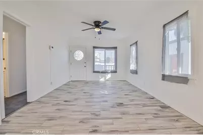 1404 E 87th Place, Los Angeles, CA 90002 - Photo 11