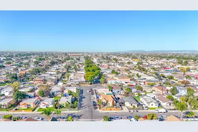 1404 E 87th Place, Los Angeles, CA 90002 - Photo 41