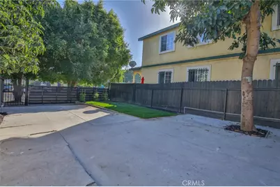 10515 S Main, Los Angeles, CA 90003 - Photo 5