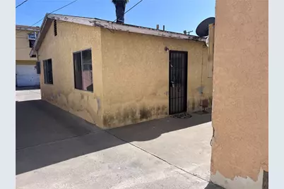 8954 S Gate, South Gate, CA 90280 - Photo 7