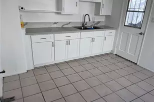 8954 S Gate, South Gate, CA 90280 - Photo 15