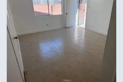 8954 S Gate, South Gate, CA 90280 - Photo 17
