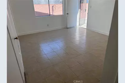 8954 S Gate, South Gate, CA 90280 - Photo 17