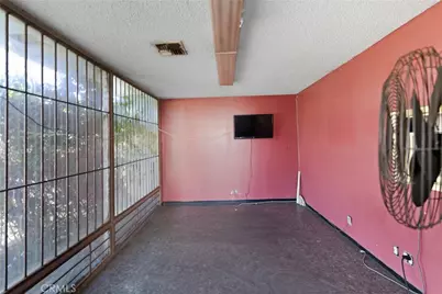 159 N East End, Pomona, CA 91767 - Photo 7