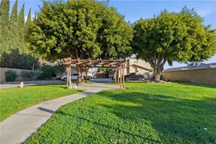 4505 Santa Ana, Cudahy, CA 90201 - Photo 35