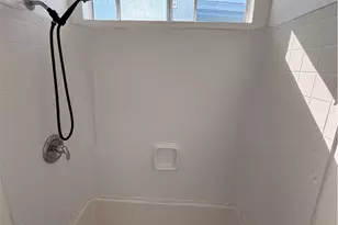 16511 Garfield, Paramount, CA 90723 - Photo 9