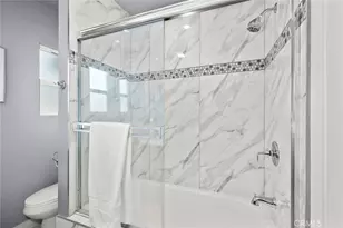 2049 W 71st St, Los Angeles, CA 90047 - Photo 23