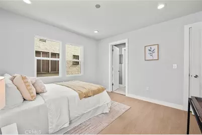 2049 W 71st Street, Los Angeles, CA 90047 - Photo 25