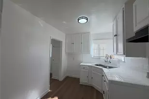 8115 S San Pedro, Los Angeles, CA 90003 - Photo 13