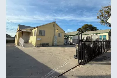 8115 S San Pedro, Los Angeles, CA 90003 - Photo 1