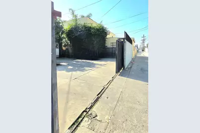 1249 1251 W 39th Street, Los Angeles, CA 90037 - Photo 5