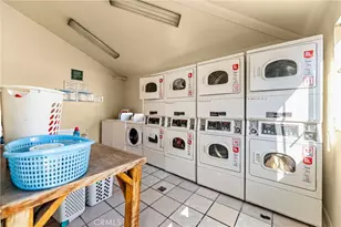 10943 Laurel Canyon, San Fernando, CA 91340 - Photo 15