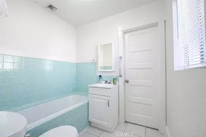 646 S Record Avenue, Los Angeles, CA 90023 - Photo 11