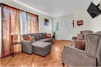 2115 E 114th, Los Angeles, CA 90059 - Photo 5