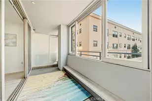 433 Pine, Long Beach, CA 90802 - Photo 3