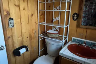 304 Highland, Sugarloaf, CA 92386 - Photo 13