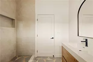 6441 Satsuma Ave, North Hollywood, CA 91606 - Photo 15