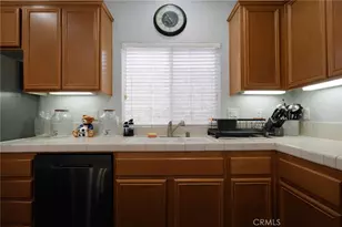 22476 De Berry St, Grand Terrace, CA 92313 - Photo 7