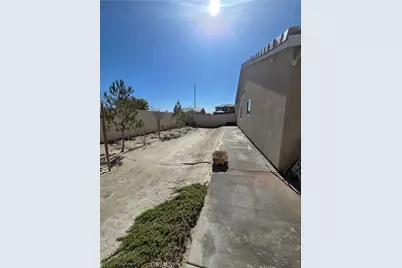 10592 Chevron Court, Adelanto, CA 92301 - Photo 19