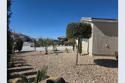 10592 Chevron Court, Adelanto, CA 92301 - Photo 5