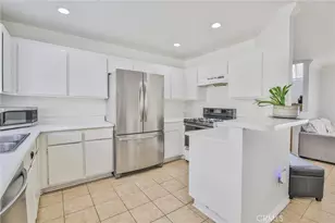 11150 Glenoaks, Pacoima, CA 91331 - Photo 17