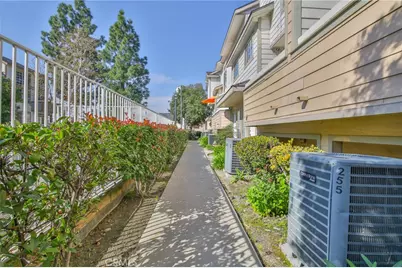 11150 Glenoaks #255, Pacoima, CA 91331 - Photo 7