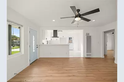 217 E 77th Street, Los Angeles, CA 90003 - Photo 11