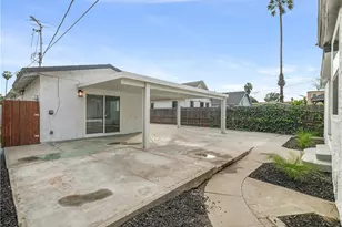 217 E 77th St, Los Angeles, CA 90003 - Photo 41